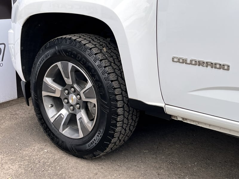 Chevrolet COLORADO Z71 2016 - Imagen 13 de 20