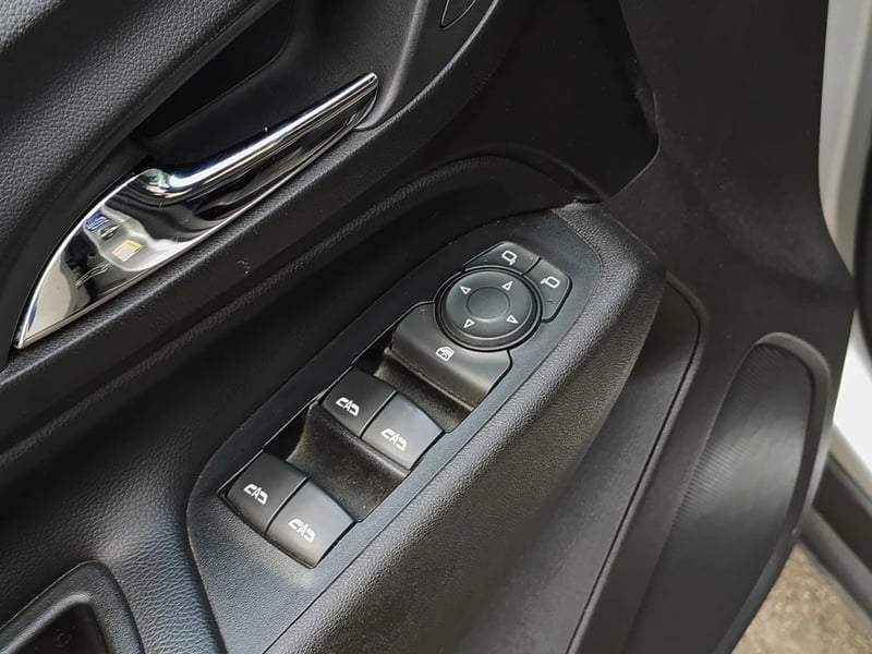 Chevrolet EQUINOX 1.5 2020 - Imagen 13 de 20