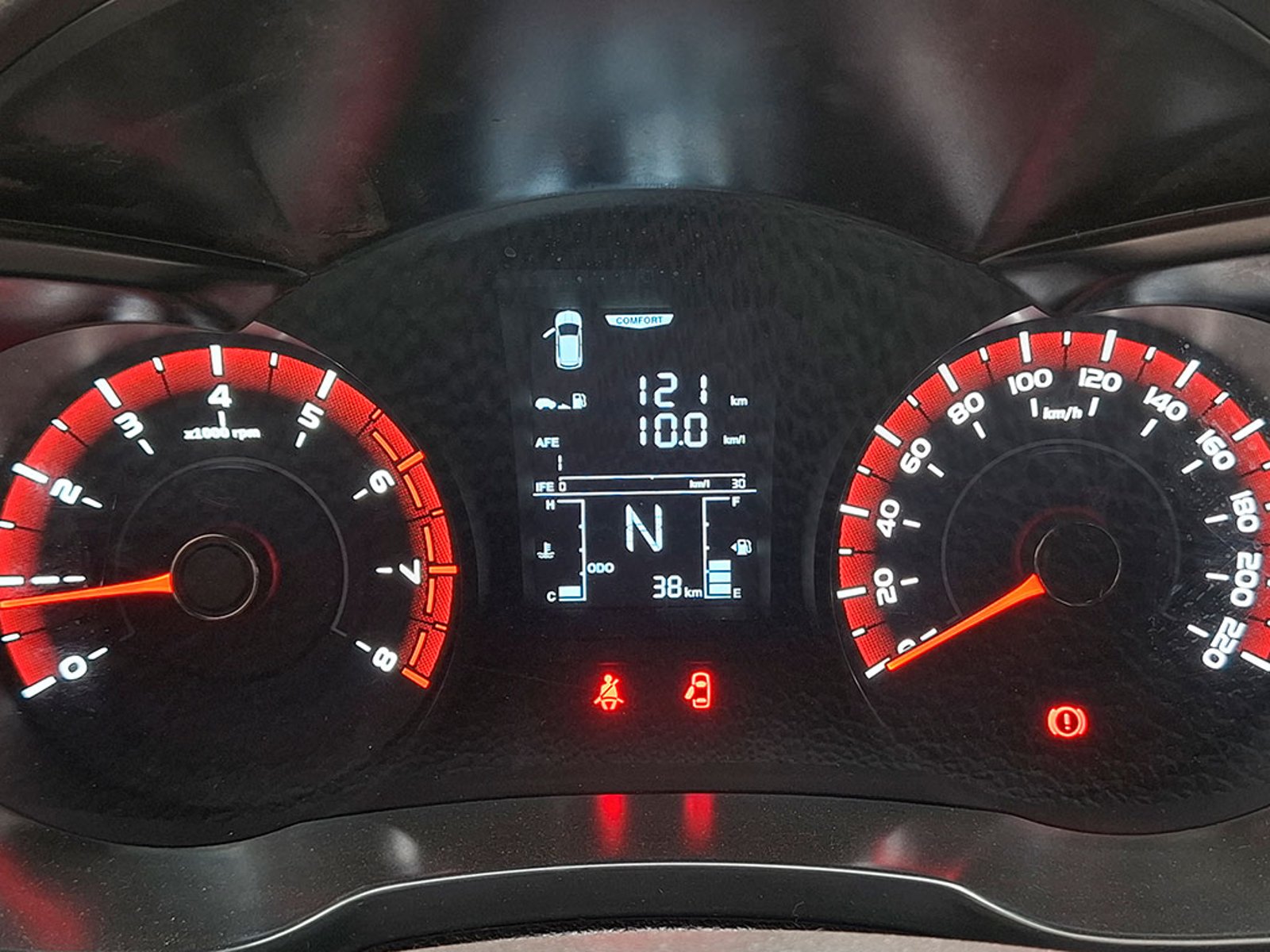 Mahindra XUV 300 . 2026 - Imagen 15 de 17