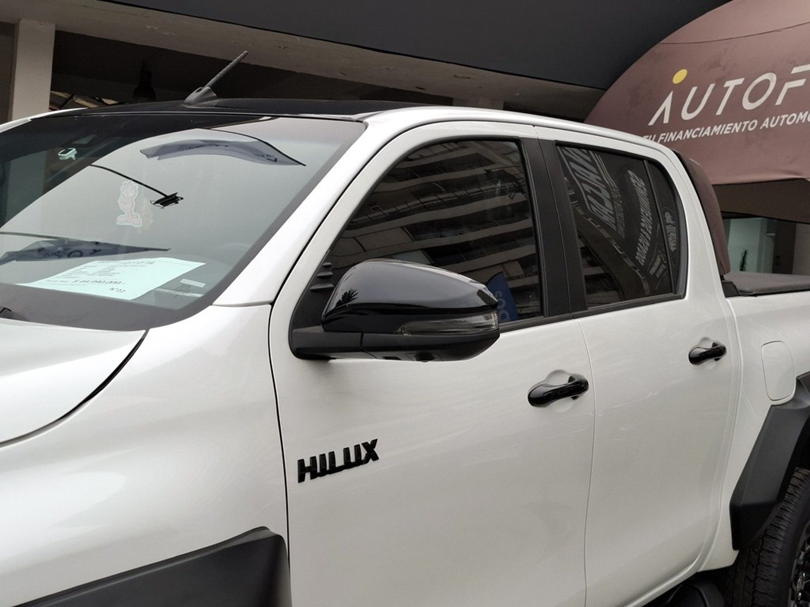 TOYOTA HILUX 2.8 GR-S SRV 2024 - Imagen 8 de 20