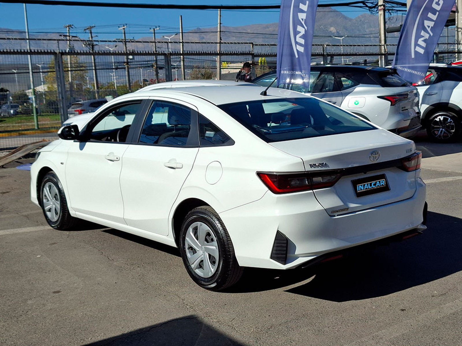 TOYOTA YARIS 1.5 XLI C 2023 - Imagen 7 de 20