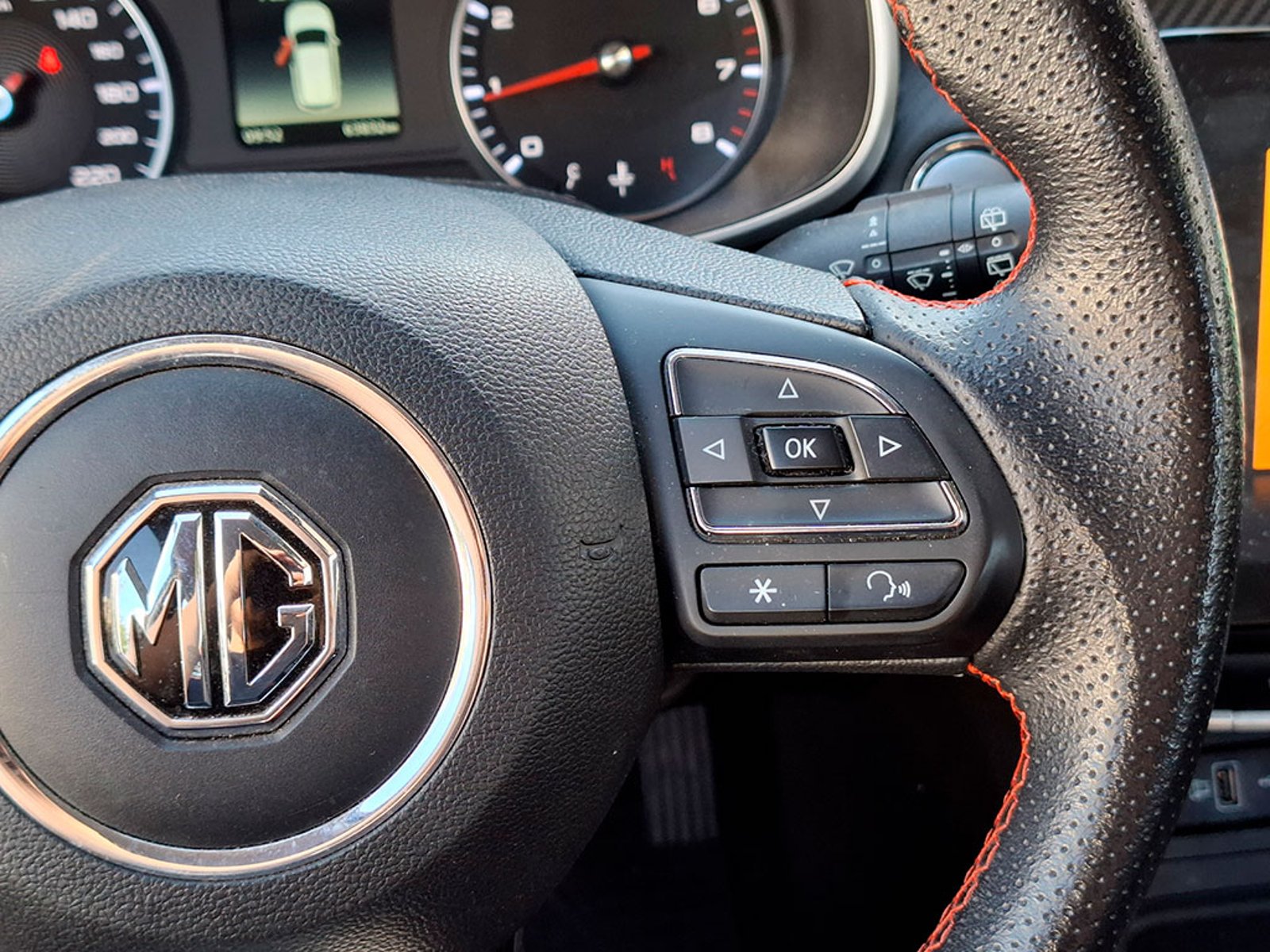 MG ZX 1.5 COM 2024 - Imagen 15 de 20