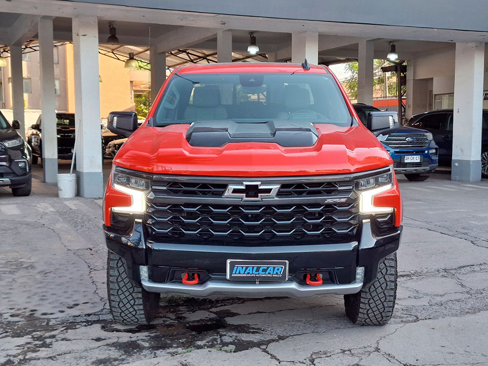 Chevrolet SILVERADO 4X4 6.2 AUT 2024 - Foto 2 de 20
