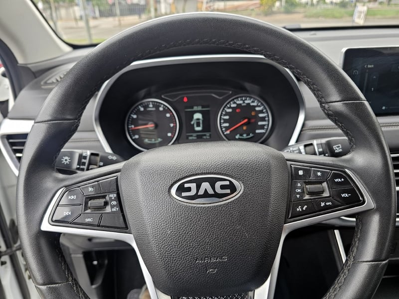 JAC JS8 1.5 LUXURY 2025 - Imagen 16 de 20