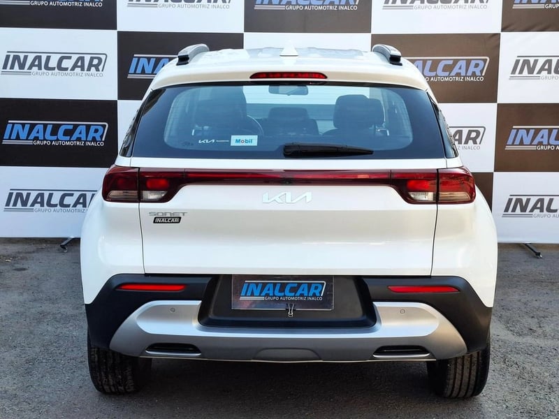 Kia SONET 1.5 2023 - Imagen 8 de 20