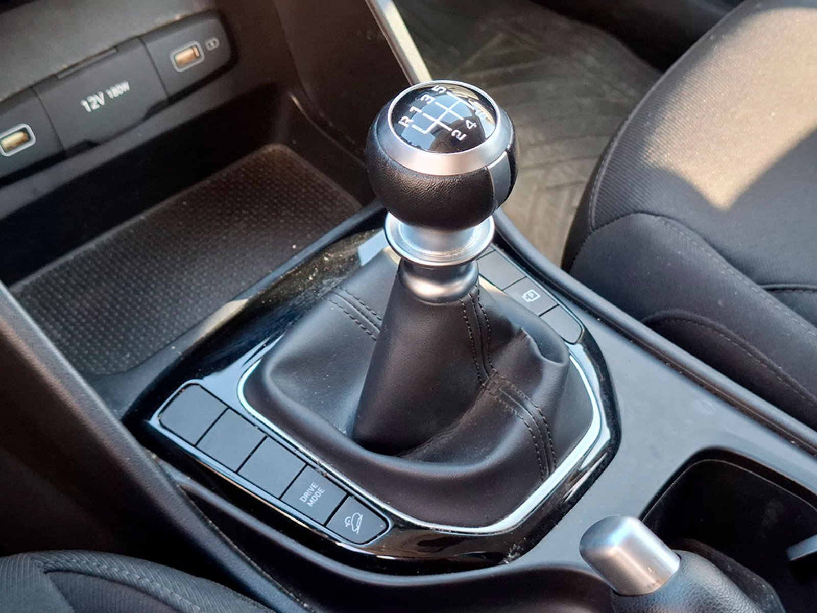 HYUNDAI TUCSON 2.0 NX4 PLUS 2023 - Imagen 19 de 20