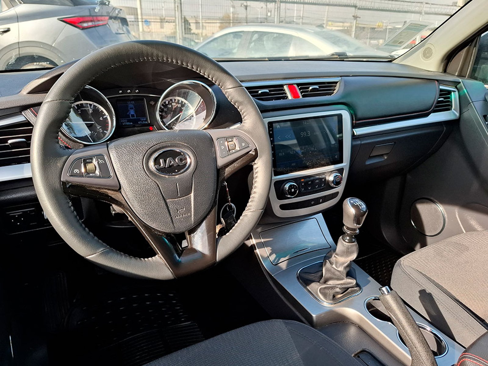 JAC T8 2.0 2025 - Imagen 9 de 20