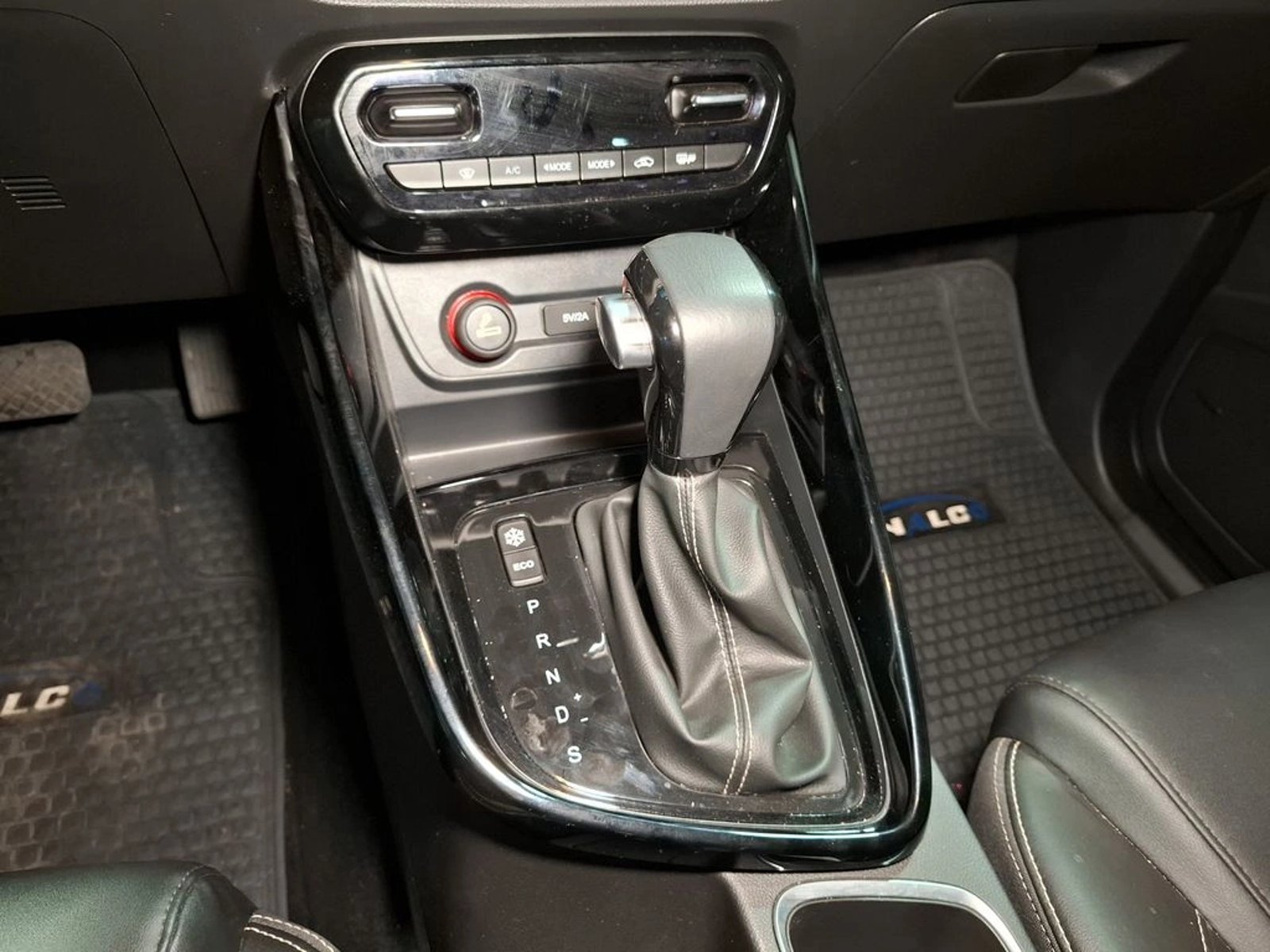 CHEVROLET CAPTIVA 1.5 LT CVT AT 2023 - Imagen 16 de 20