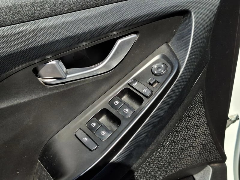 Hyundai CRETA MT 2023 - Imagen 11 de 20