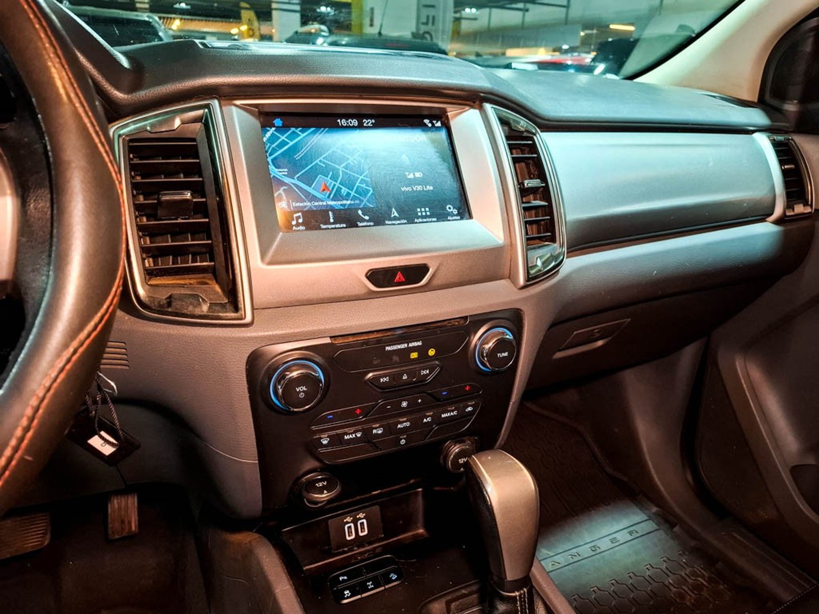FORD RANGER LTD 4X4 3.2 AUT 2020 - Imagen 15 de 20
