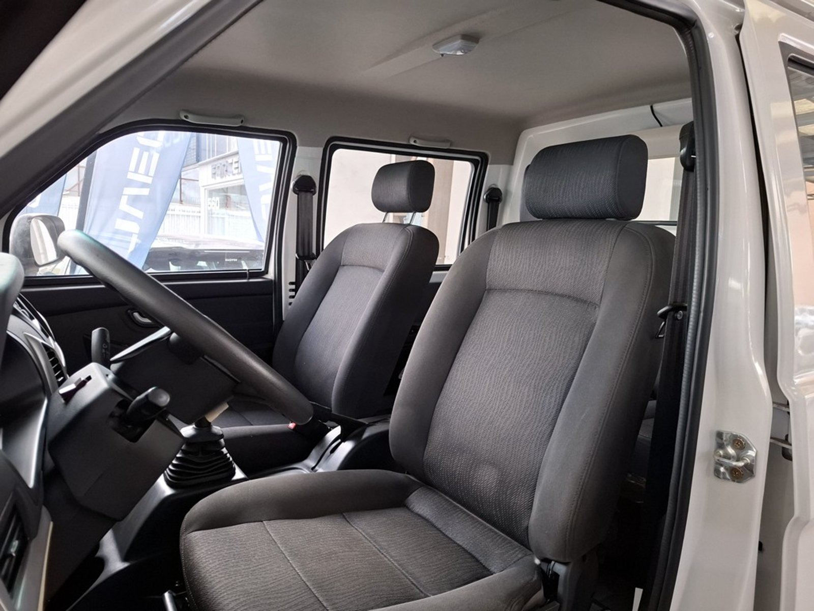 KYC X5 DCAB 1.6 2025 - Imagen 11 de 19