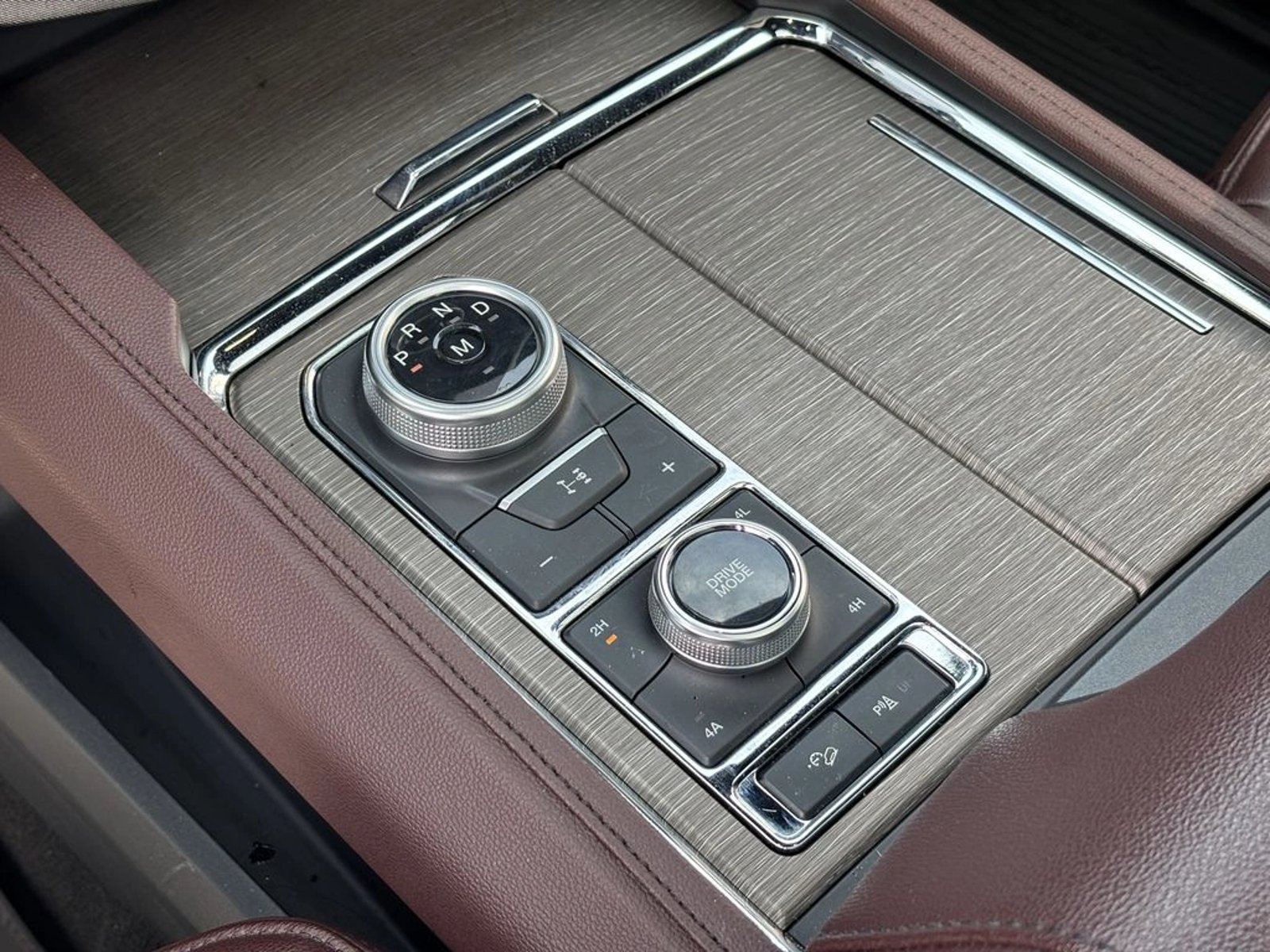 FORD EXPEDITION 3.5 LIMITED AT 4X4 2024 - Imagen 16 de 20