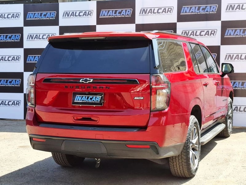 Chevrolet SUBURBAN 5.3 2023 - Imagen 7 de 20