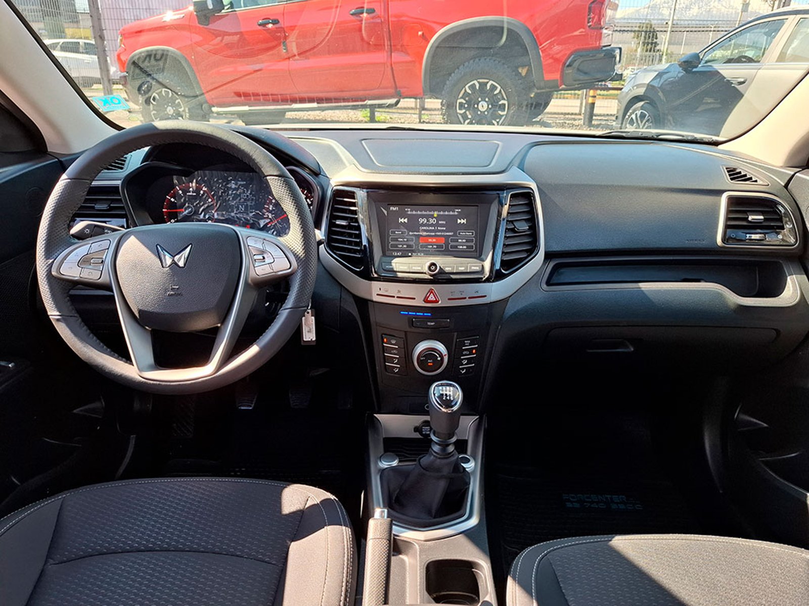 Mahindra XUV 300 1.2 2025 - Imagen 12 de 20