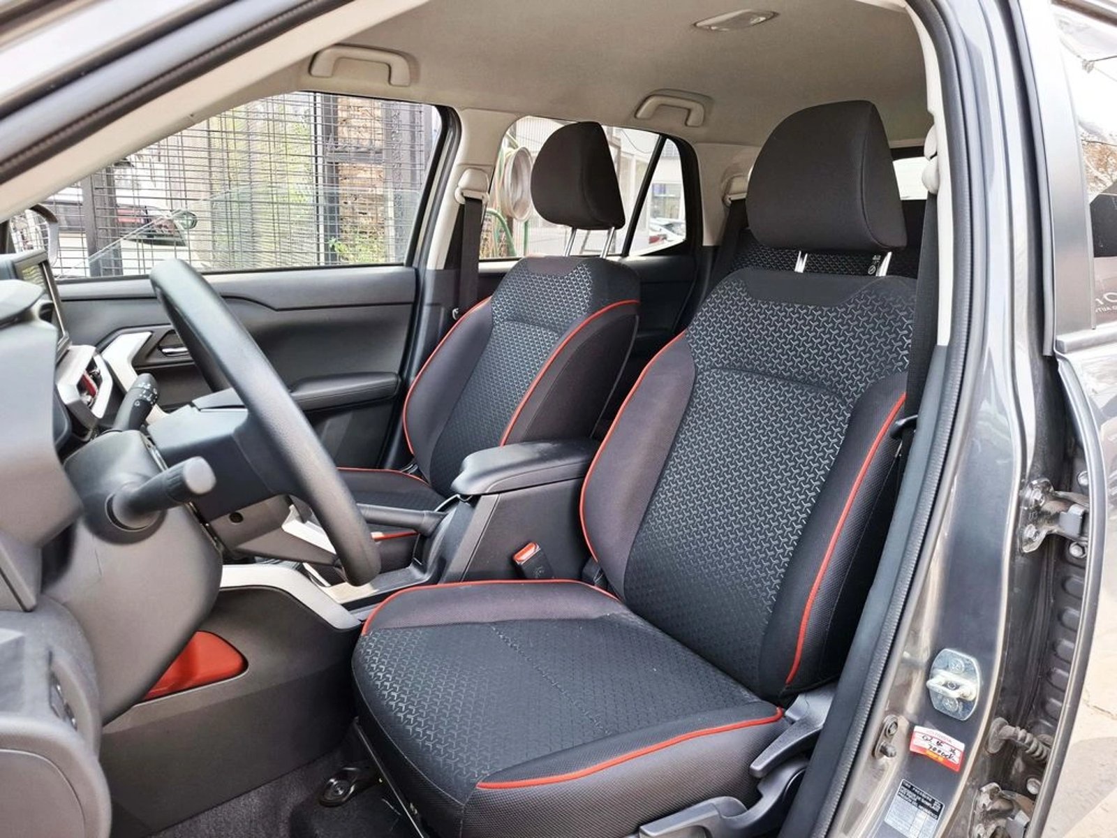 Toyota RAIZE 1.2 2024 - Imagen 14 de 20