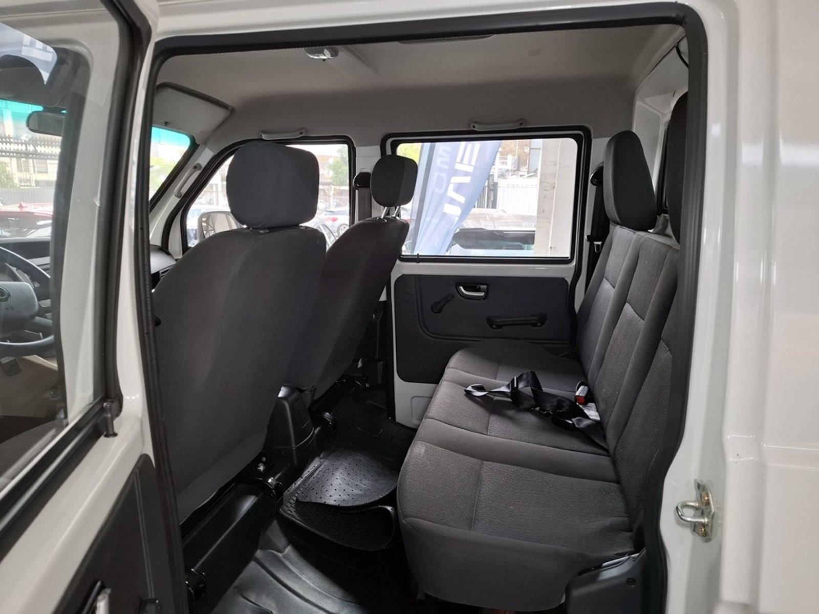 KYC X5 DCAB 1.6 2025 - Imagen 19 de 19