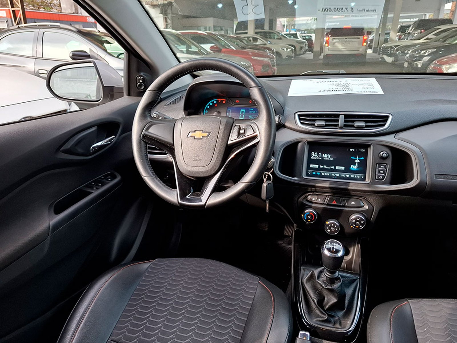 CHEVROLET ONIX LTZ 1.4 2018 - Imagen 12 de 20