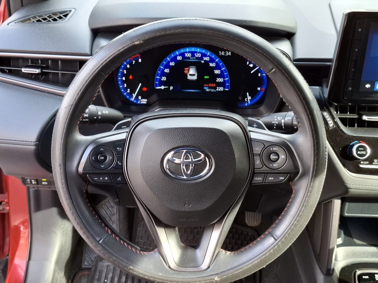 TOYOTA COROLLA CROSS CVT 2.0 AUT 2023 - Imagen 17 de 20