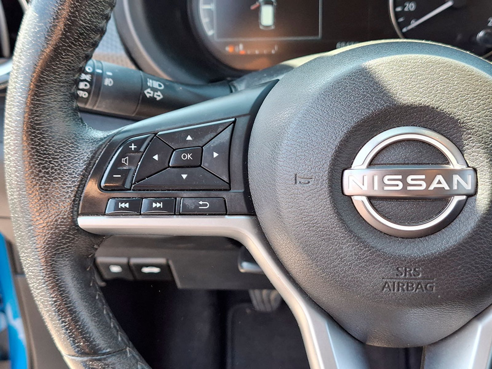 Nissan KICKS 1.6 2023 - Imagen 13 de 20