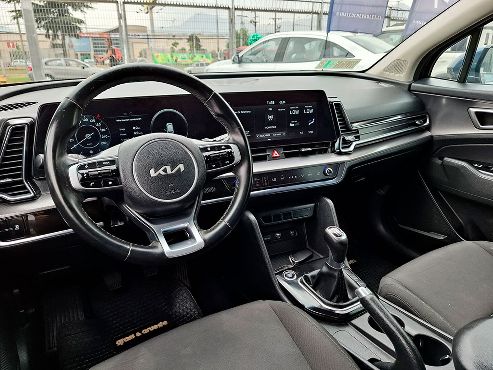 KIA SPORTAGE EX 2.0 2023 - Imagen 13 de 20