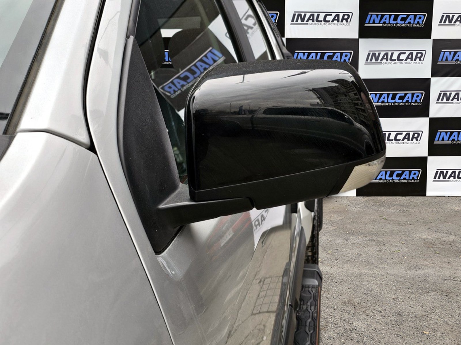 Chevrolet COLORADO 2.8 Z71 2023 - Imagen 12 de 20