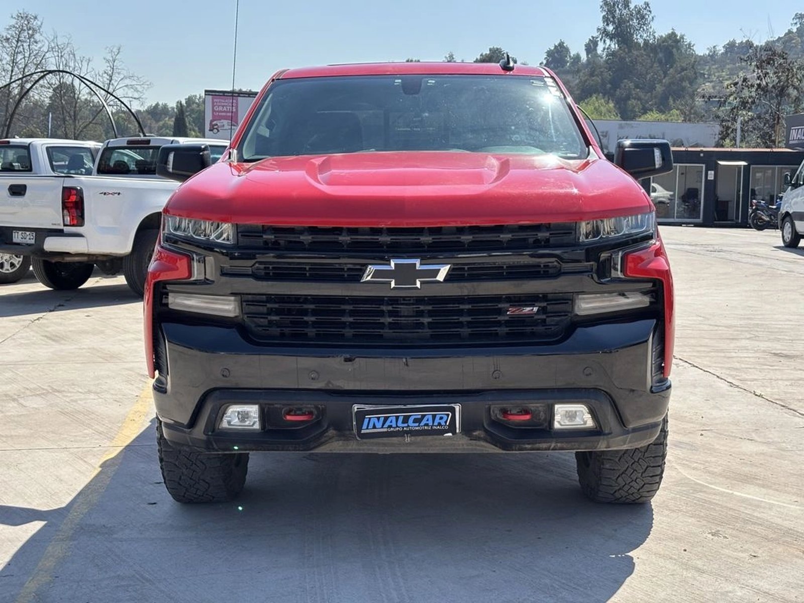 Chevrolet SILVERADO CC DCAB 4X4 5.3 AUT 2020 - Foto 2 de 20