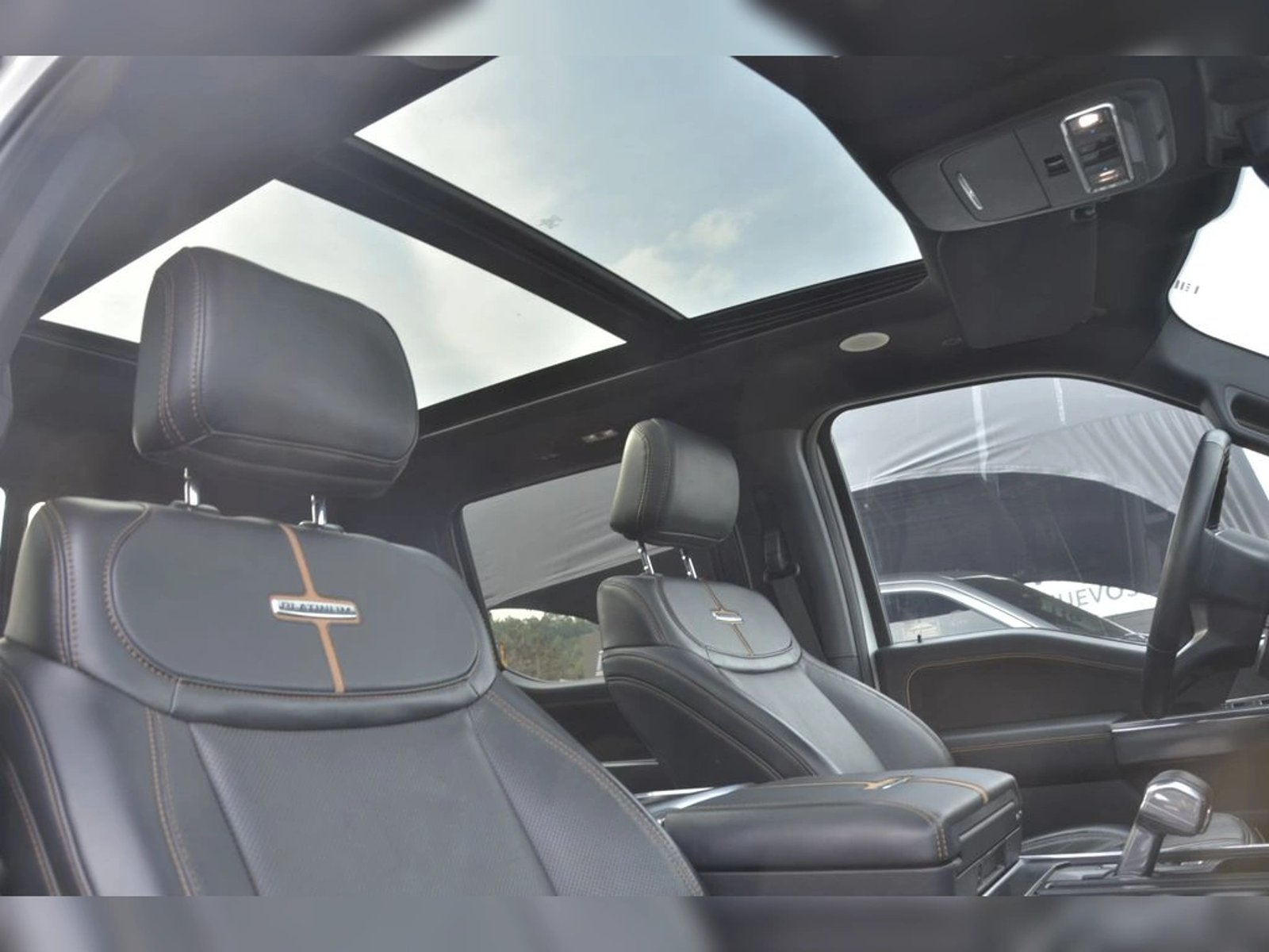 FORD F-150 PLATINUM 4X4 3.5 AUT 2024 - Imagen 10 de 20