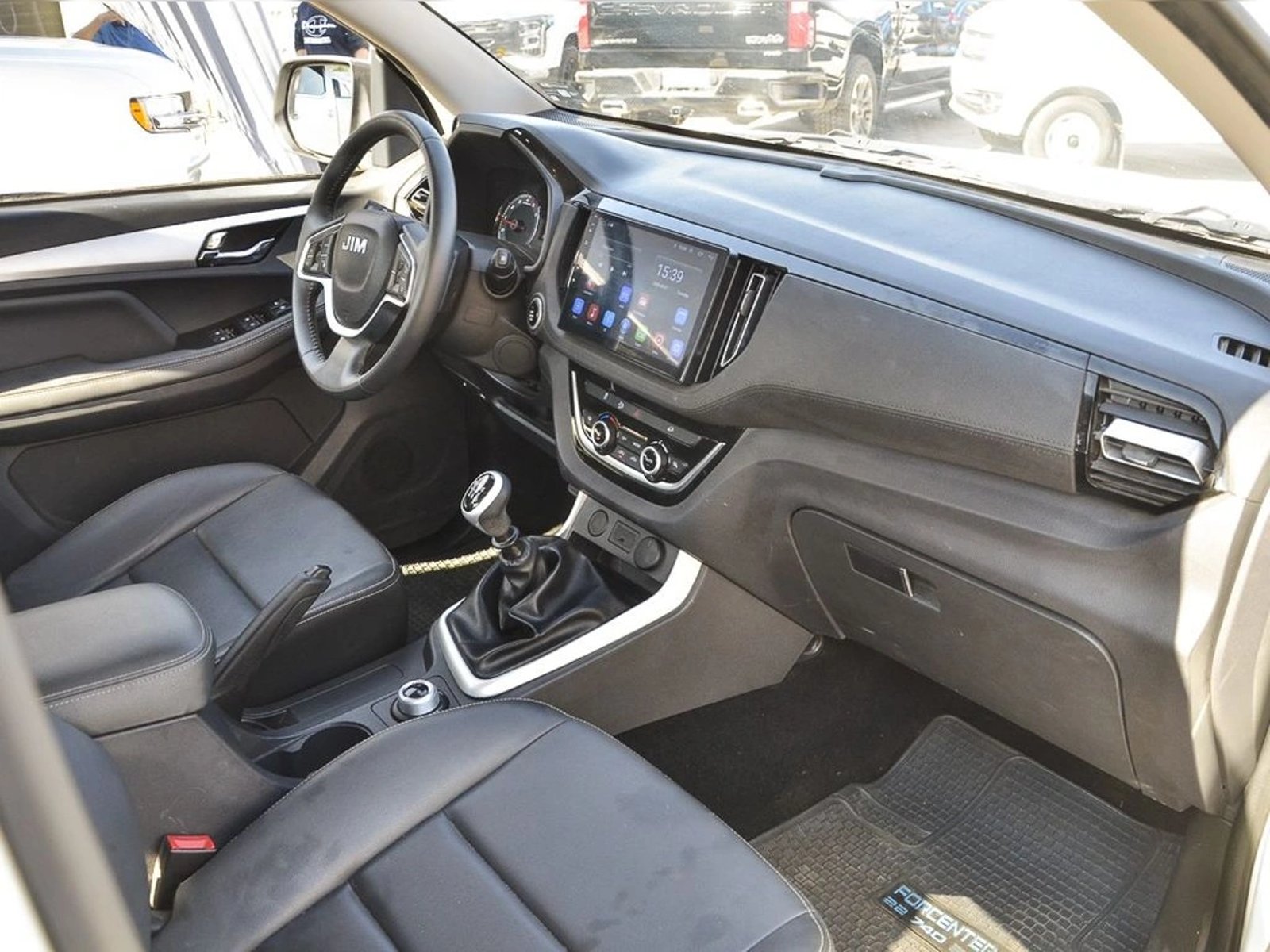 JIM RE-MAX DIESEL MT 4X4 2024 - Imagen 18 de 20