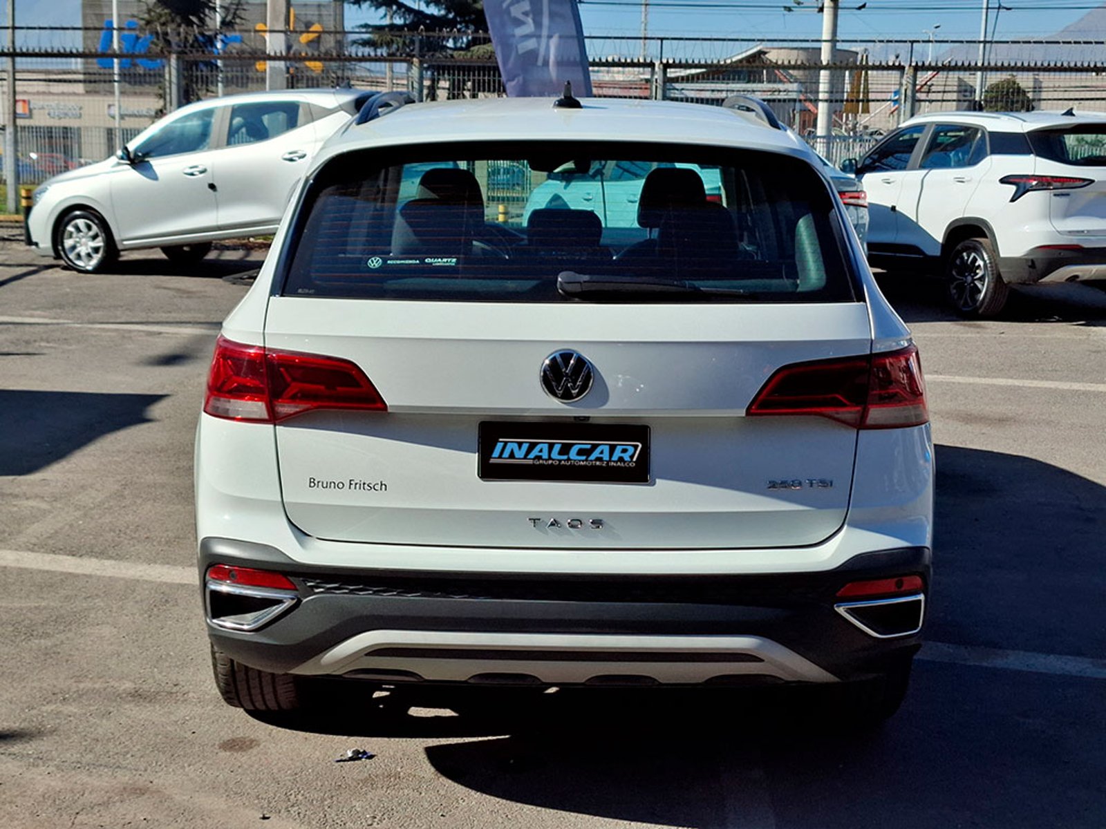 Volkswagen TAOS TSI 1.4 AT 2022 - Imagen 8 de 20