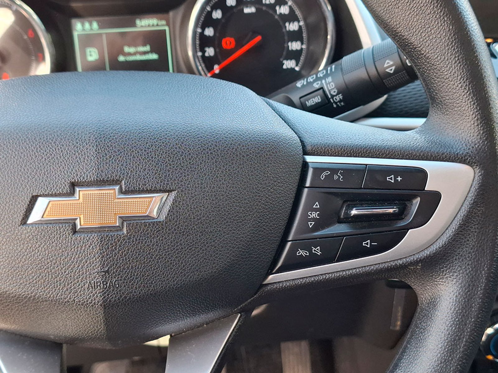 CHEVROLET TRACKER 1.2T LS FWD 2023 - Imagen 14 de 20