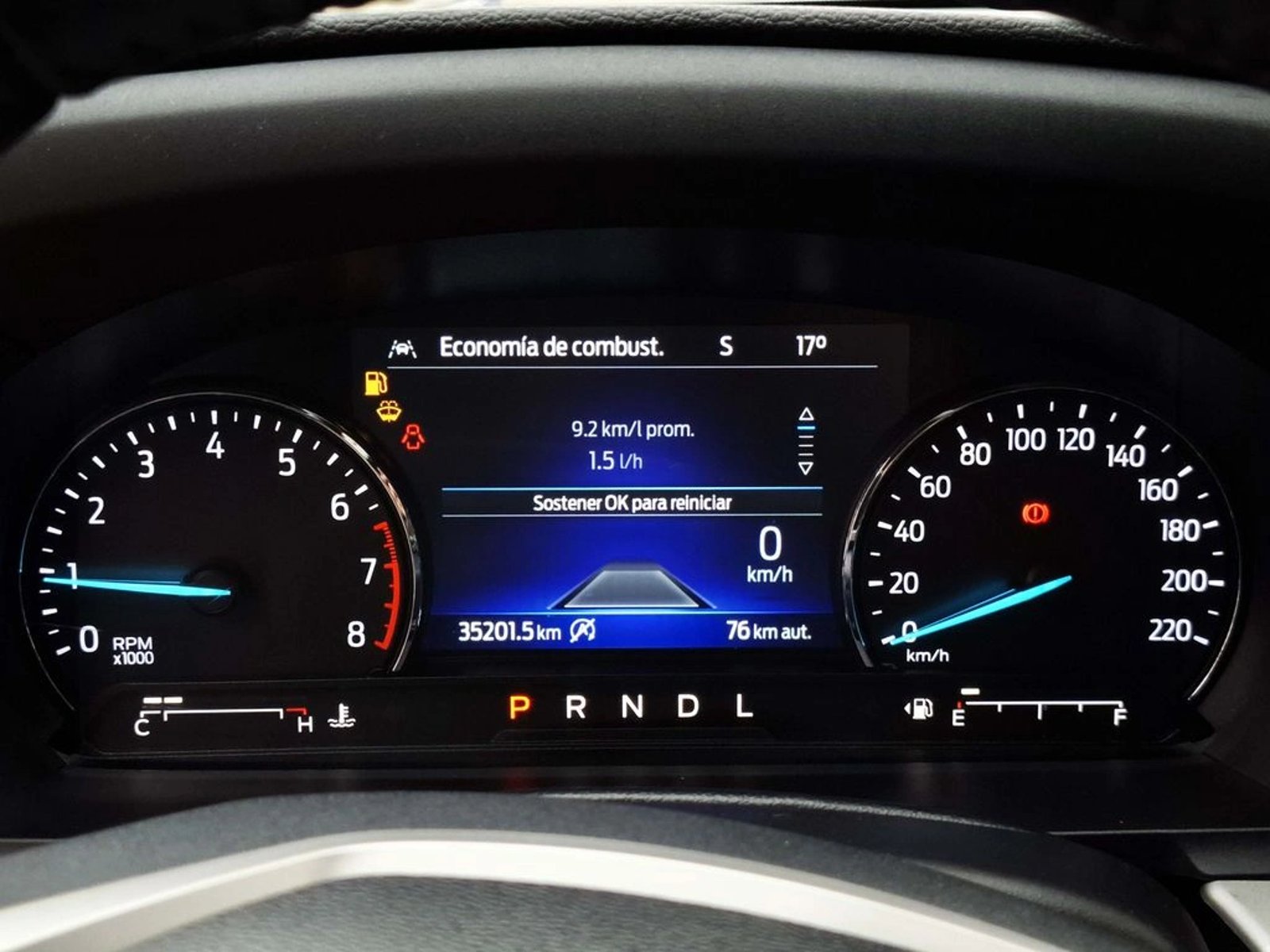 Ford EXPLORER 2.3 2024 - Imagen 17 de 20