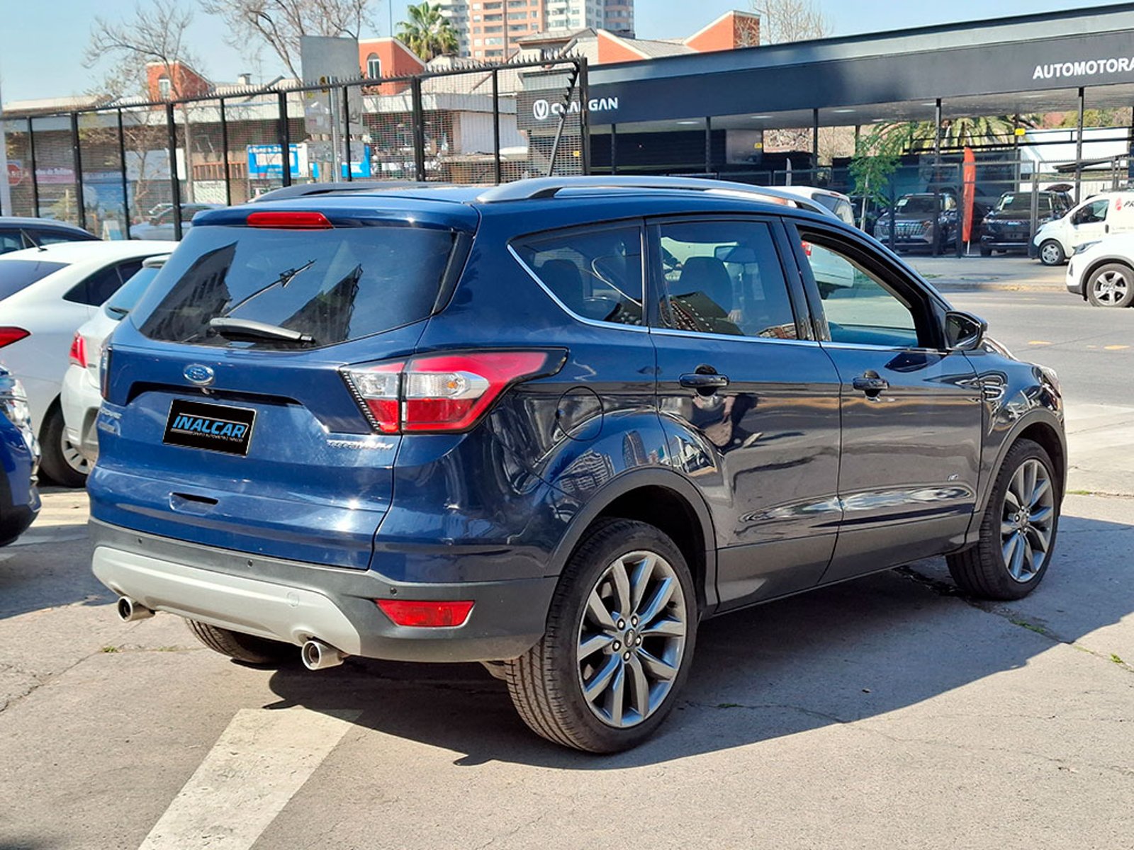 FORD ESCAPE TITANIUM 4X4 2.0 AUT 2020 - Imagen 9 de 20
