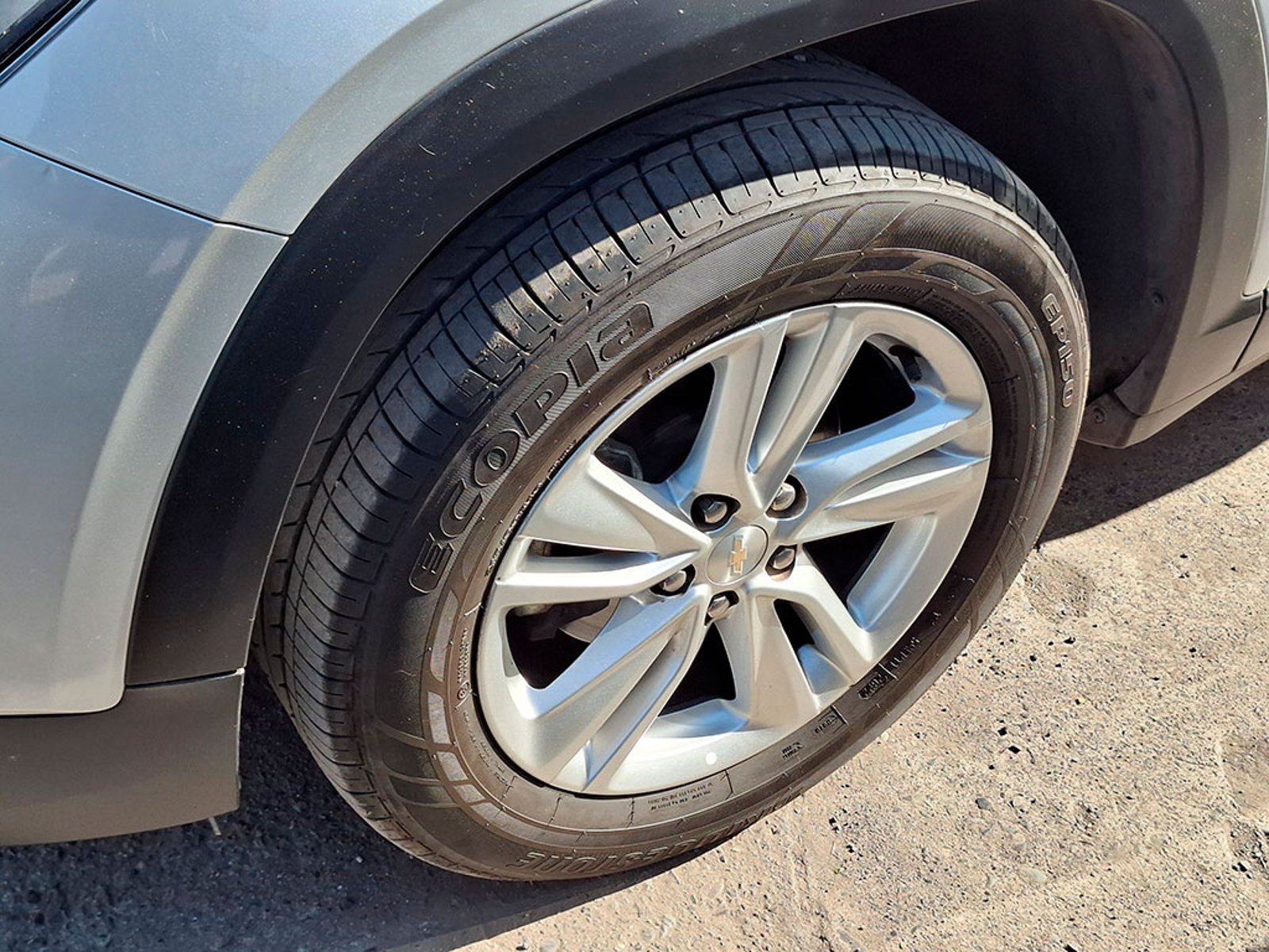 CHEVROLET TRACKER 1.2T LS FWD 2023 - Imagen 5 de 20