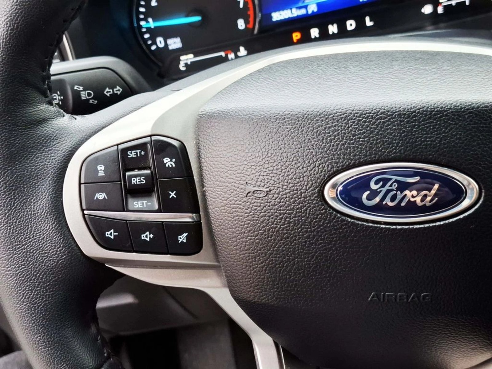 Ford EXPLORER 2.3 2024 - Imagen 15 de 20