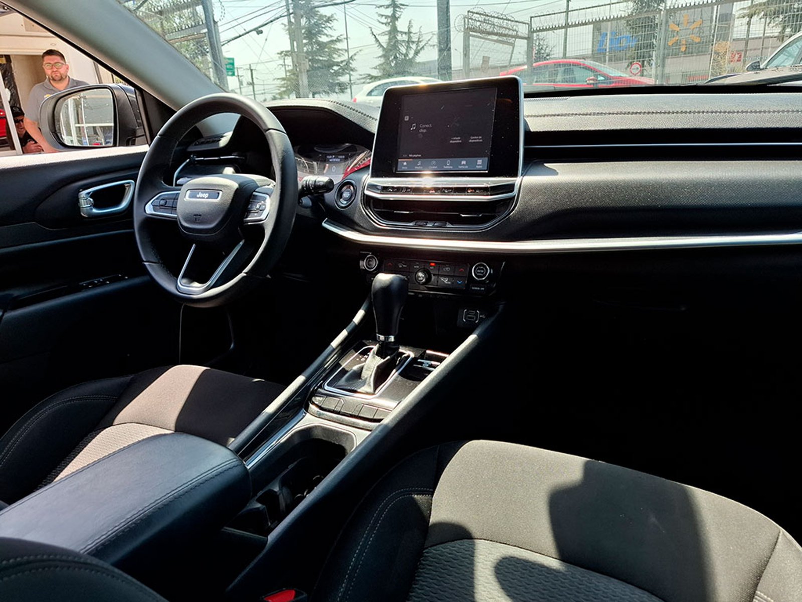 JEEP COMPASS SPORT 1.3 AUT 2023 - Imagen 13 de 20