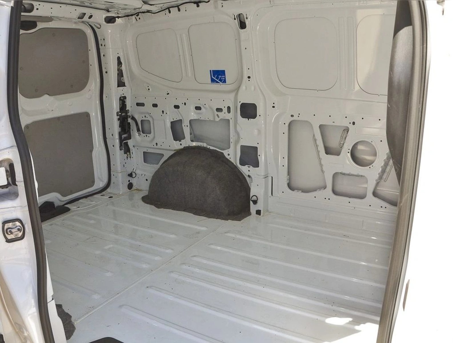 FORD TRANSIT 2.0 2025 - Imagen 5 de 19