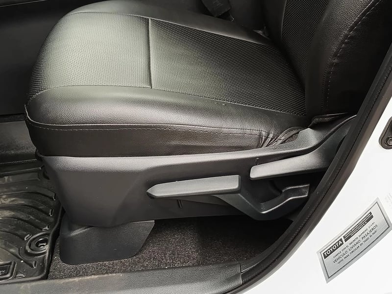 Toyota YARIS CROSS 1.5 2025 - Imagen 15 de 20