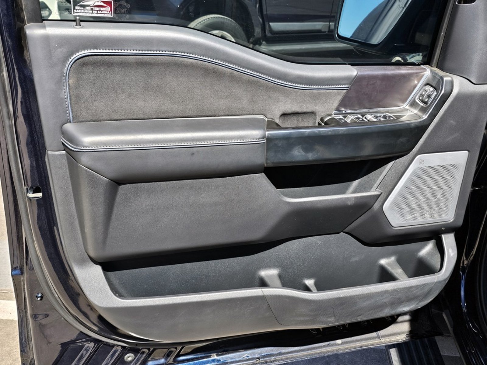 FORD F-150 PLATINUM 4X4 3.5 2025 - Imagen 12 de 20