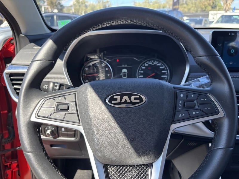 JAC JS8 GDI MT 1.5 2026 - Imagen 20 de 20