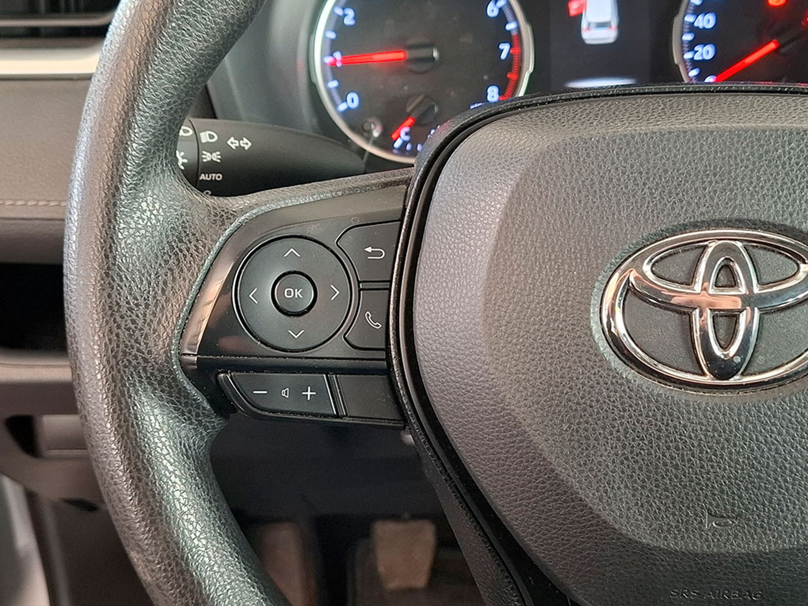 TOYOTA RAV4 OTTO 2.0 2021 - Imagen 13 de 20