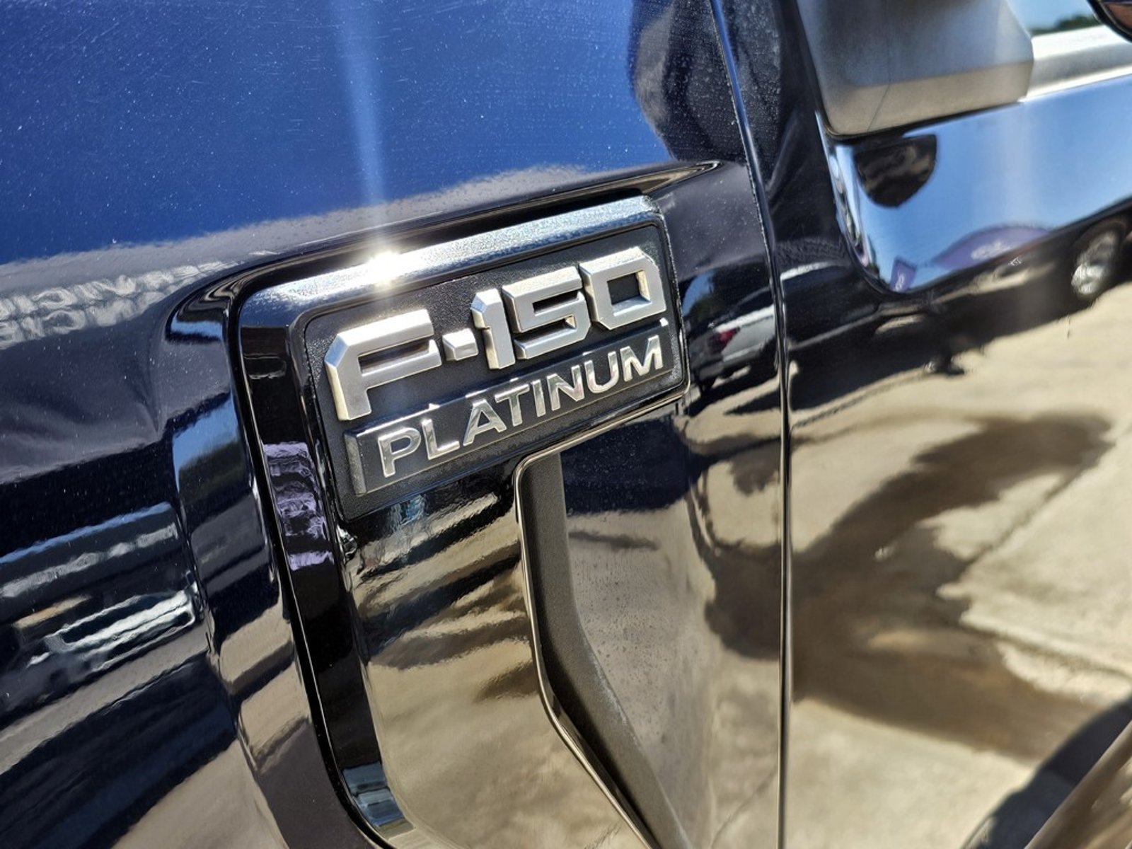 FORD F-150 PLATINUM 4X4 3.5 2025 - Imagen 10 de 20