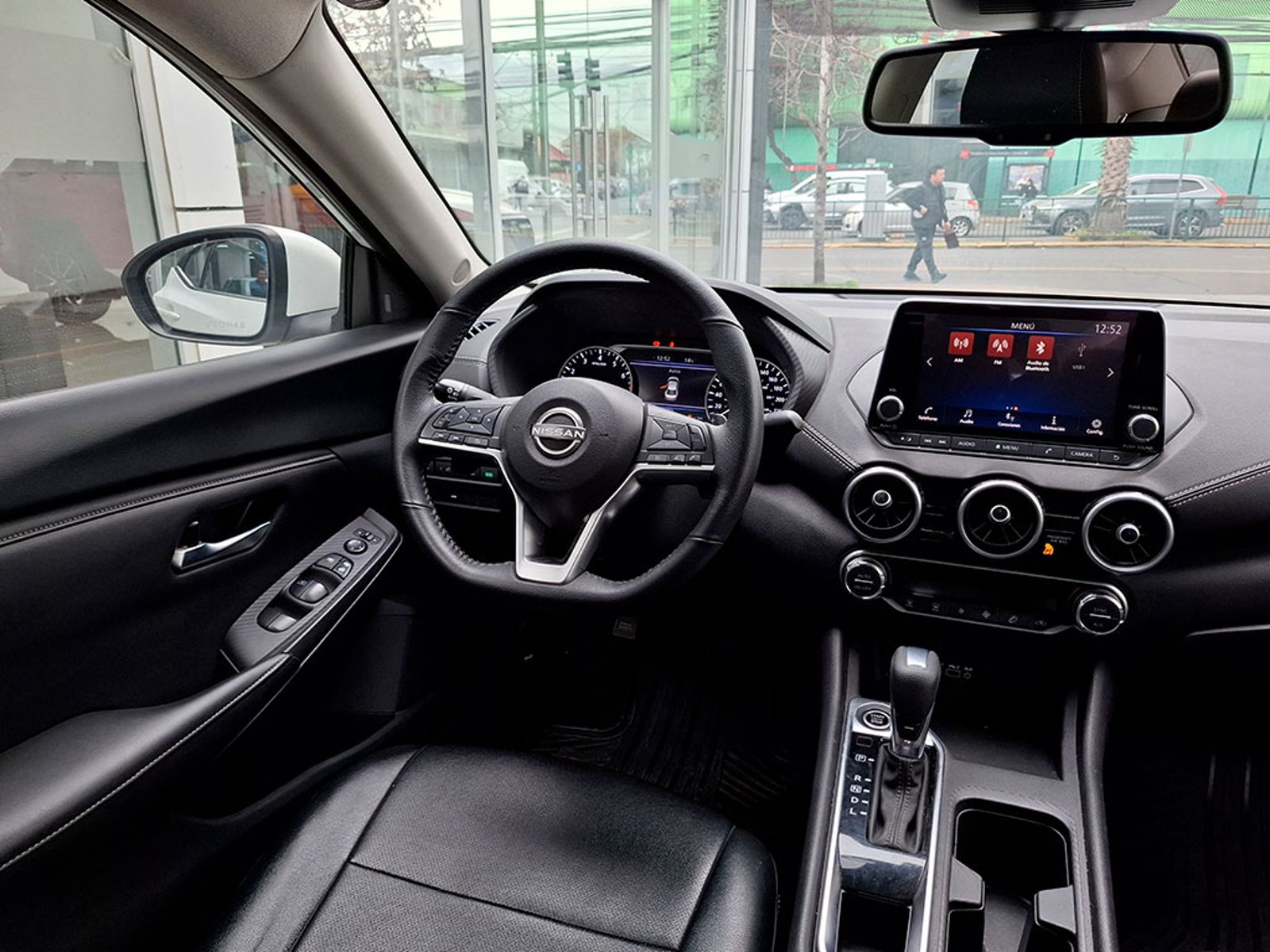 Nissan SENTRA 2.0 ADVANCE 2025 - Imagen 12 de 20