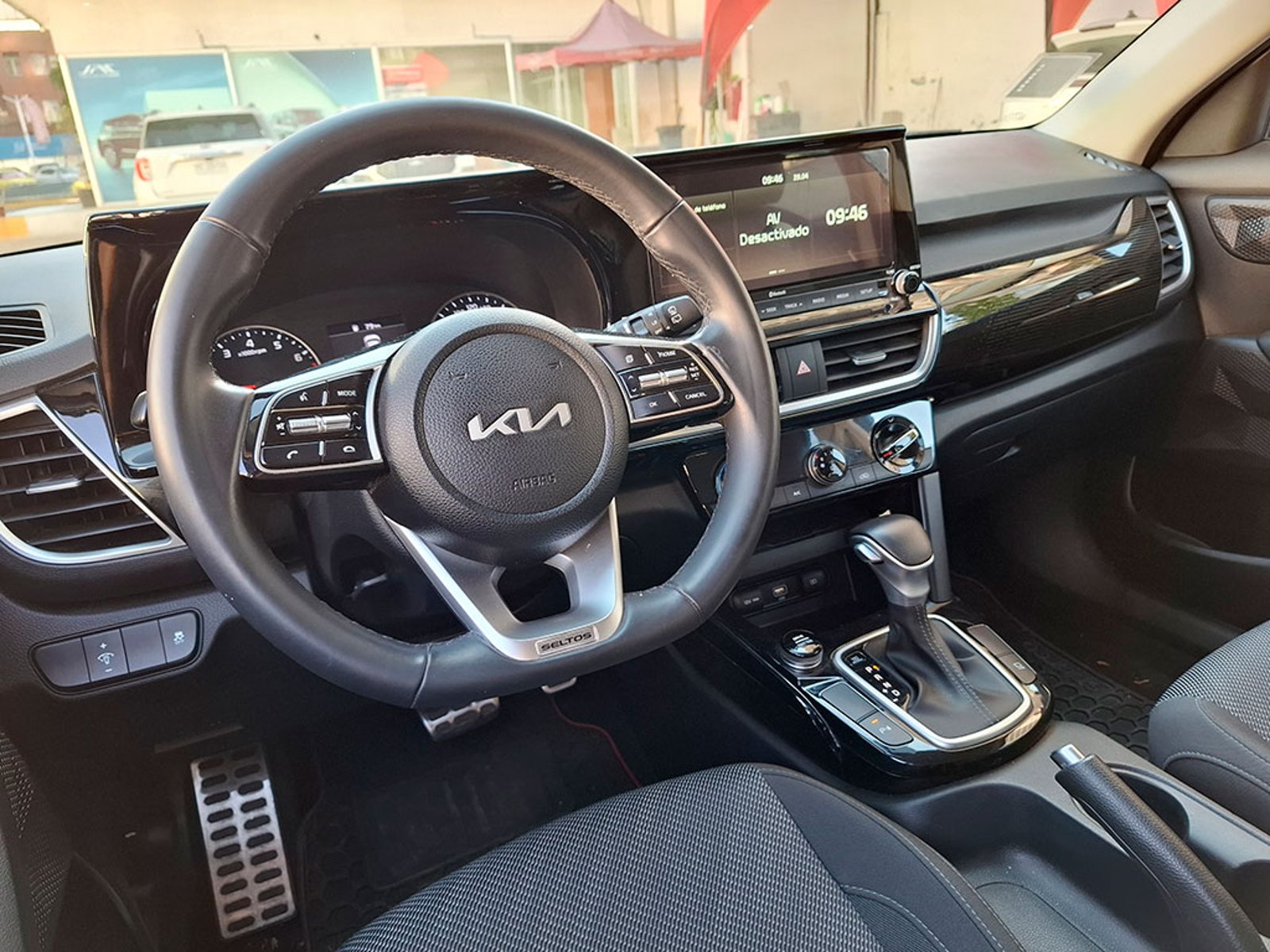 KIA SELTOS 1.6 EX 2023 - Imagen 13 de 20