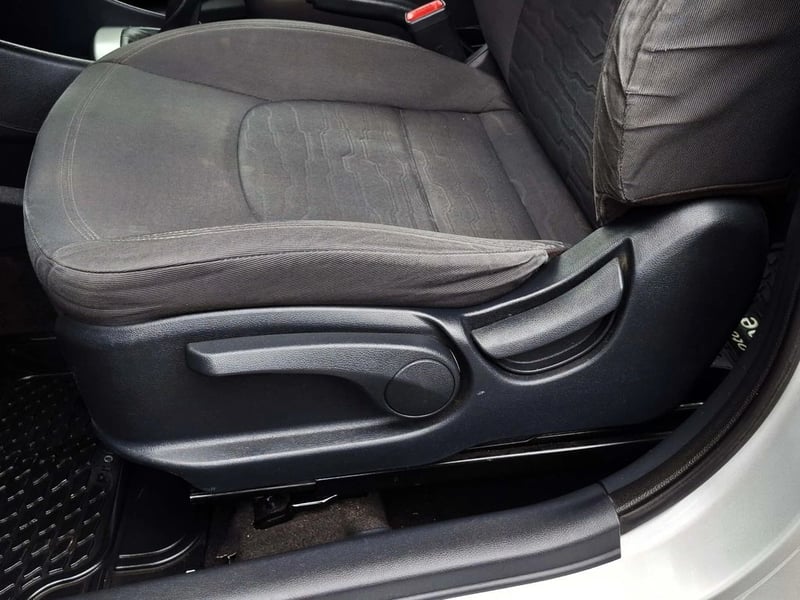Kia RIO 5 1.2 2018 - Imagen 14 de 20