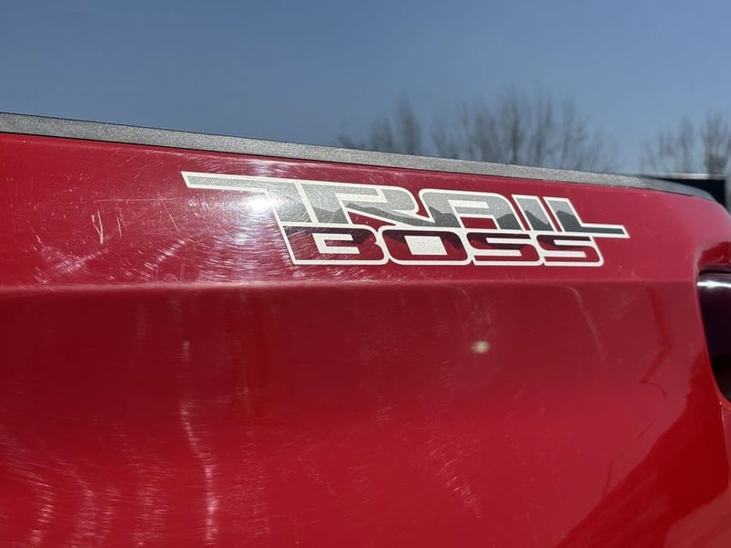 Chevrolet SILVERADO CC DCAB 4X4 5.3 AUT 2020 - Imagen 13 de 20