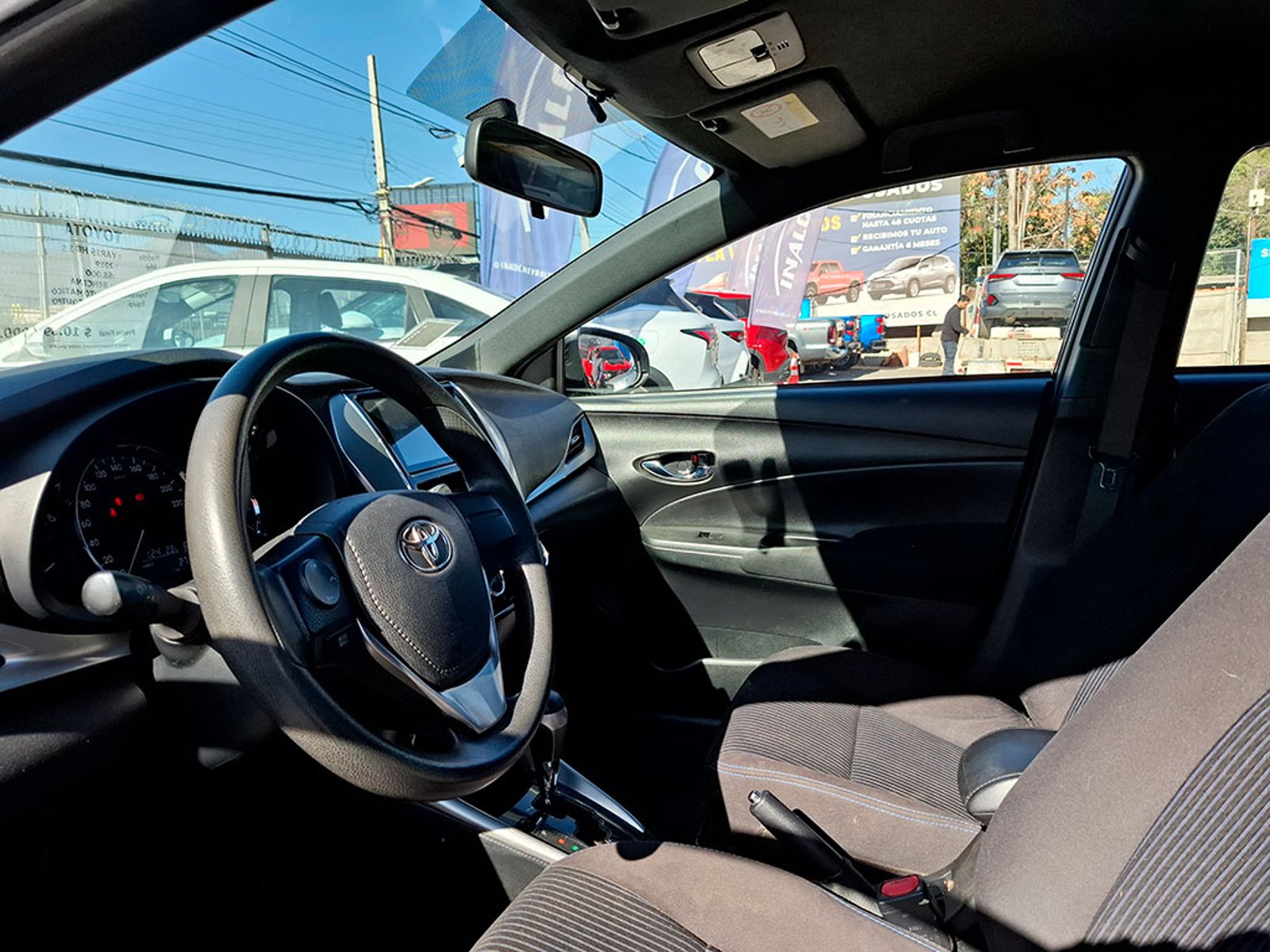 TOYOTA YARIS 1.5 GLI SPORT 2019 - Imagen 10 de 20