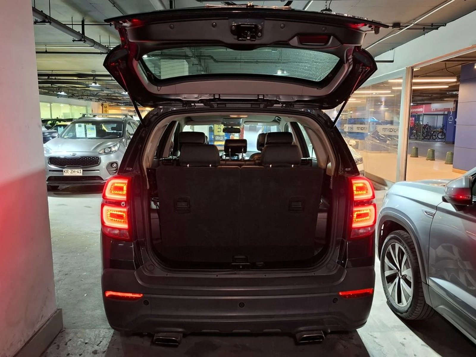Chevrolet CAPTIVA 2.4 LT-SAL FWD 6AT 5P 2018 - Foto 3 de 3