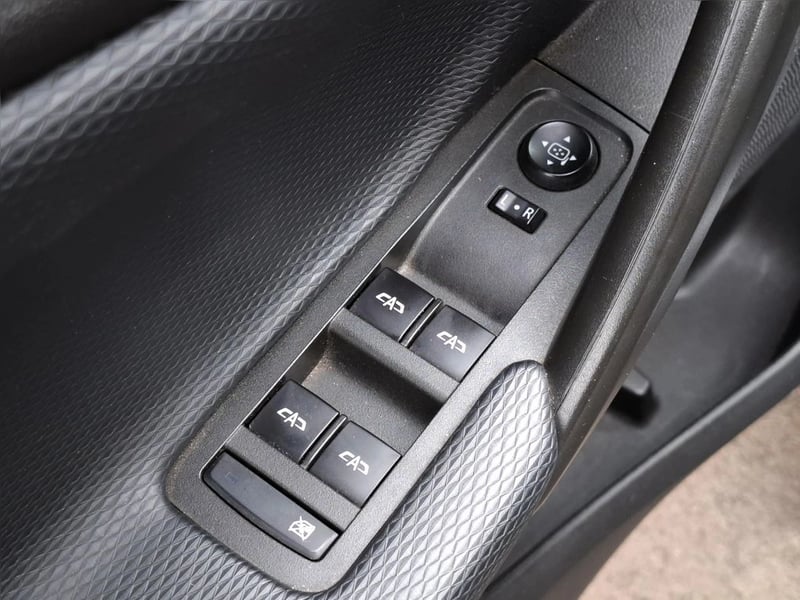 Chevrolet TRACKER 1.2 2024 - Imagen 12 de 20