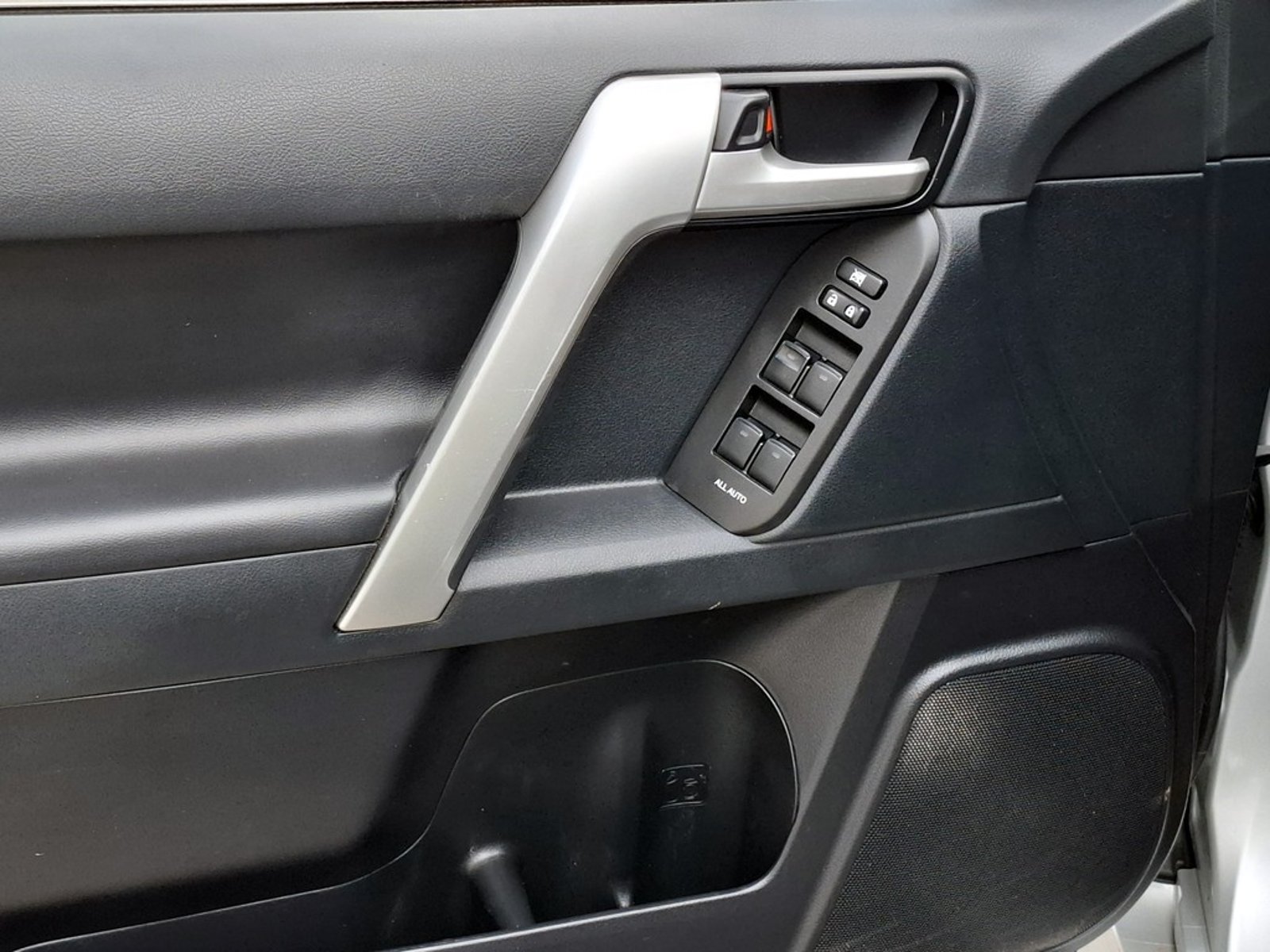 TOYOTA LAND CRUISER PRADO 4X4 4.0 AT 2023 - Imagen 12 de 20