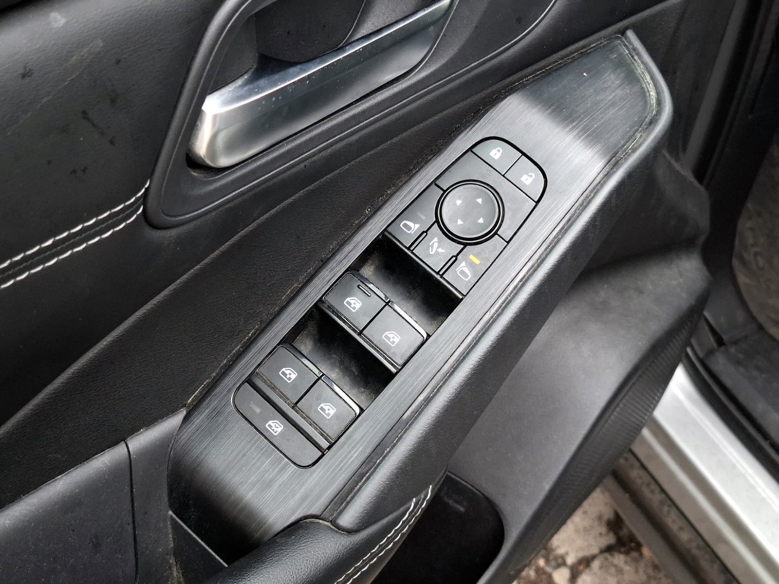 Nissan QASHQAI 1.3 T ADVANCE 2023 - Imagen 8 de 20
